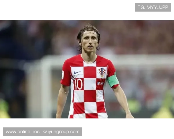 克罗地亚进入竞争密度高组，莫德里奇再次站在战术讨论中心